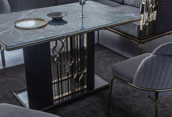 Conjunto exclusivo de comedor gris, mesa de acero inoxidable de lujo, 2 sillas textiles.