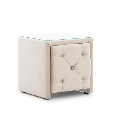 Conjunto de dormitorio Chesterfield beige con cama, taburete y 2 mesitas de noche.