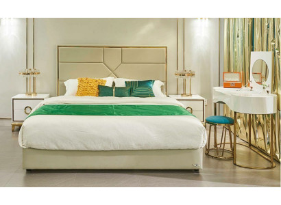 Cama acolchada de diseño de lujo de metal, camas dobles, dormitorio matrimonial de cuero, hotel nuevo.