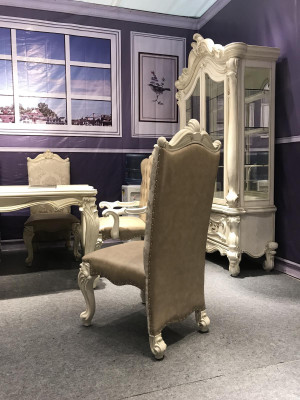 Juego de comedor barroco-rococó Mesa de comedor x6 Sillas de cuero Chesterfield