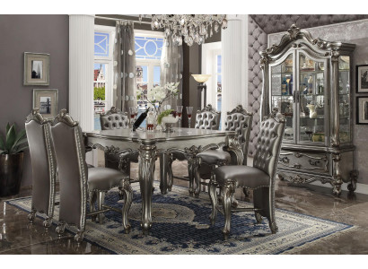 Clásico ambiente de comedor gris, diseñador de mesa de comedor cuadrada, sillas Chesterfield de cuero, 7 piezas.
