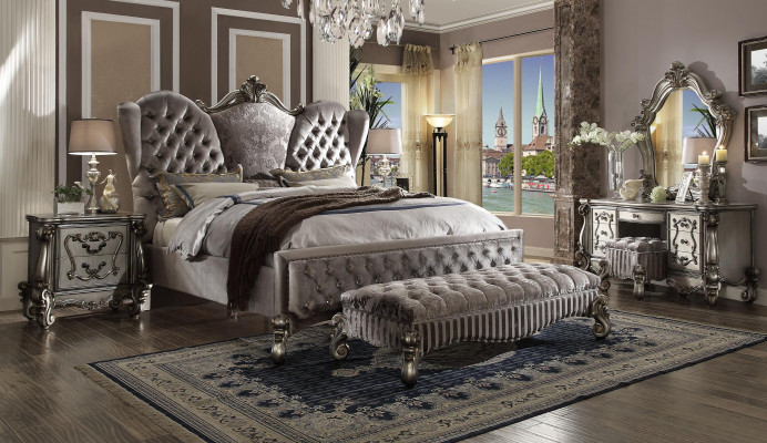 Cama Cama tapizada de lujo Dormitorio doble Decoración Barroca Madera Cuero Camas