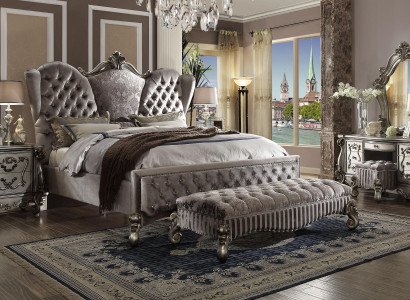 Cama Cama tapizada de lujo Dormitorio doble Decoración Barroca Madera Cuero Camas