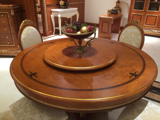 Mesa de comedor con 4 sillas Barroco Rococó Juegos de mesas de comedor Mesa mesas Conjunto de sillas