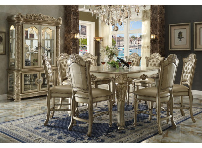 Conjunto de comedor clásico dorado: mesa de comedor rectangular, 8 sillas Chesterfield, vitrina. Juego de 10 piezas.