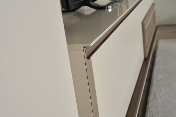 Sala de estar blanca Conjunto de muebles de diseñador Soporte de TV de lujo Vitrina LED de madera Estante