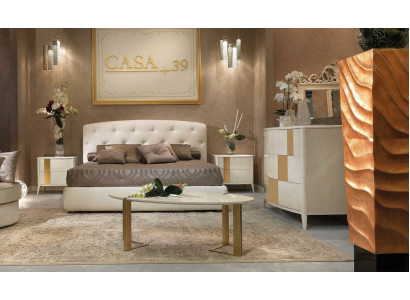 Conjunto de muebles de estilo italiano de 4 piezas. Cama + 2 mesitas de noche + cómoda para dormitorio.