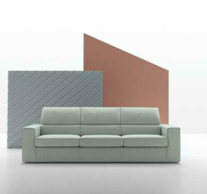 Sofá de diseño de lujo moderno de 3 plazas en textil verde claro con estructura de madera de alfitalia.