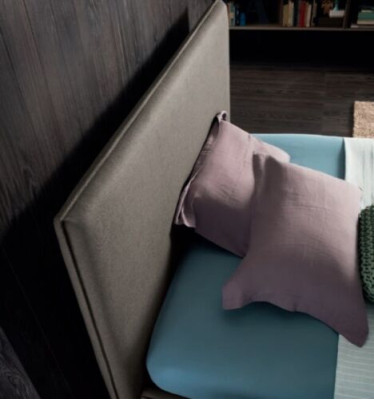 Camas dobles de lujo marrón 200x200 de cuero para dormitorio de hotel con diseño acolchado.