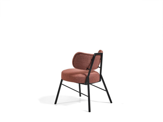 Silla de comedor marrón moderna y lujosa de diseño italiano.