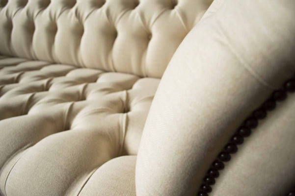 Sofá Chesterfield 3 plazas diseñador rosa, sillones de tela, tapizado textil.