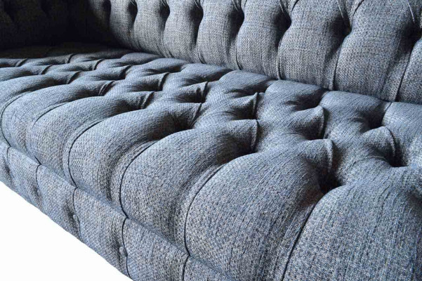 Sofá de diseño tapizado de tres plazas Chesterfield gris, muebles de salón.