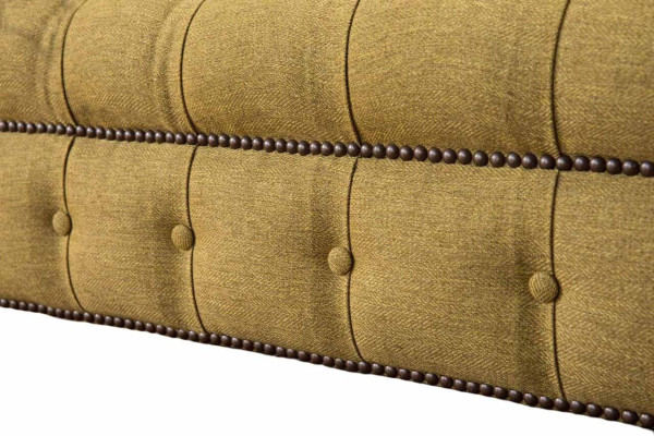 Sillón Chesterfield de diseño, sofá tapizado marrón en tela, mueble nuevo.
