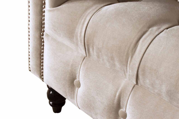 Sofá de tela Chesterfield de una y media plazas y una plaza en rosa.