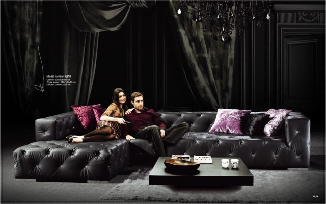 Sofá de esquina en forma de L Chesterfield de lujo color negro, sofá de cuero.
