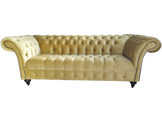 Sofá de lujo de tres plazas diseño Chesterfield en tela moderna.