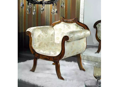 Clásico lujo de un asiento, tapizado, sillón de diseñador de muebles de tela.