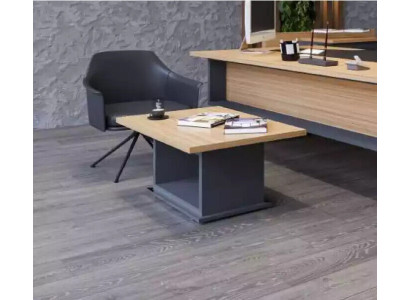 Mesa de centro de diseñador marrón de madera para sala de estar.