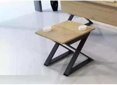 Mesa de centro cuadrada marrón de diseñador