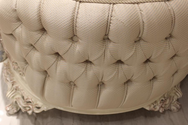 Sofá de lujo de tres plazas con estilo, sillón de salón de muebles elegantes nuevos.