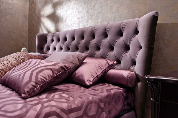 3 piezas. Conjunto de dormitorio Cama 2x Mesita consola Cama doble de hotel con cabecero acolchado
