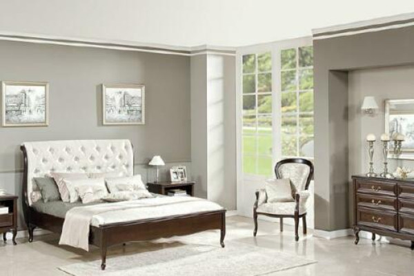 Dormitorio completo Cama Matrimonial Mesitas de Noche Cómoda Sillón Chippendale Real