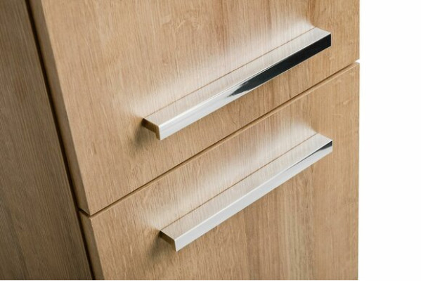 Diseño de muebles de baño de 3 piezas. Conjunto de decoración de baño con armario y lavabo.