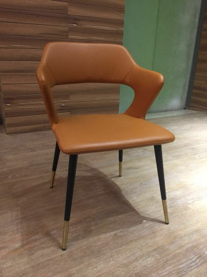Diseño de sillón de metal acolchado, sillón lounge de club, asiento de relajación de lujo para habitación de espera, nuevo.