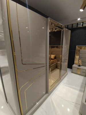 Moderno armario ropero de lujo madera gabinetes de vidrio alto brillo dormitorio.