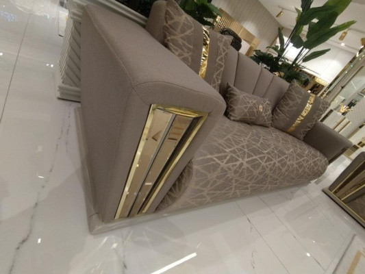 Sofá 3 plazas Textil Madera Moderno Sofá Tapizado Sofás Diseño Lujo Nuevo Sofá