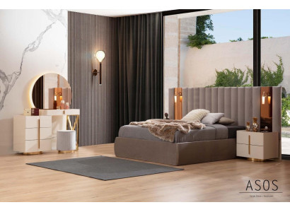 A juego de dormitorio elegante con tocador de diseñador de madera y 2 mesitas de noche.