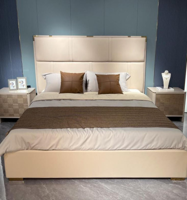 Conjunto de dormitorio Cama 2x Mesita de noche Diseño Moderno Lujo Camas 3 piezas