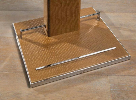 Perchero con espejo de la colección Bellavista para sala de estar.