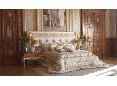 Cama Chesterfield de lujo cama doble Muebles italianos Boiserie de interiores.