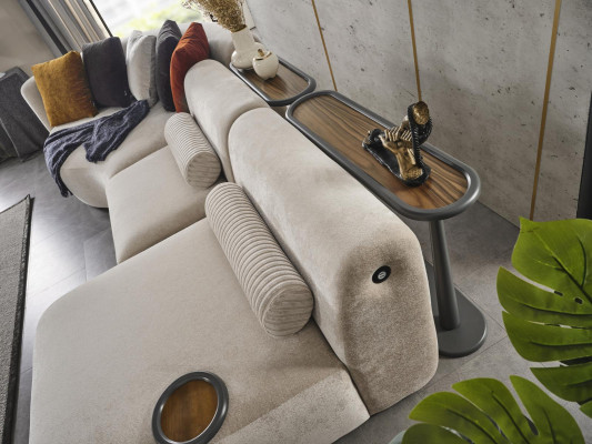Sofá esquinero en forma de L, diseño de sofá de madera con tapizado textil nuevo, mueble blanco.
