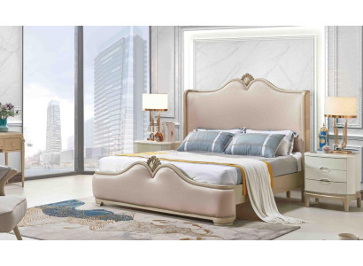 Conjunto de dormitorio barroco con cama y mesitas de noche sin esquinas afiladas.