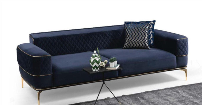 Conjunto de sofás de lujo con sofá y sillón modernos de tres plazas.