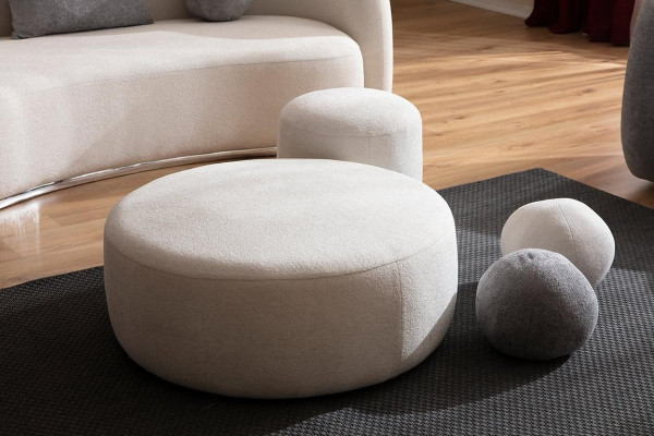 Sillón redondo de lujo blanco, mueble tapizado, estilo de diseñador, muebles elegantes.