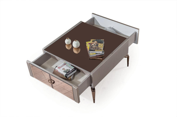 Elegante conjunto de sala de estar - diseñador de tres plazas - sillón tapizado - mesa de centro.