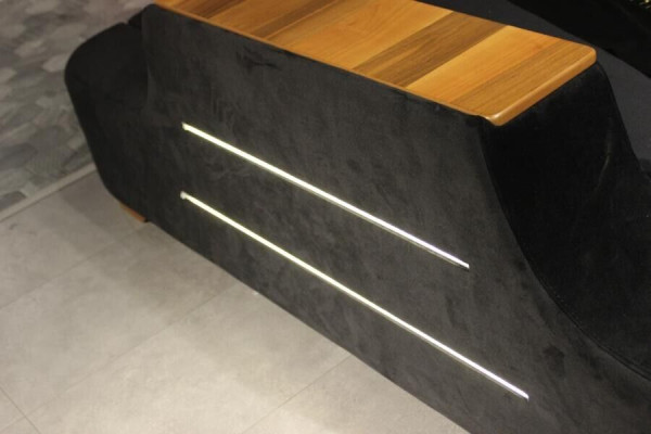 Diseñador con muebles de cama únicos, marcos de cama de alta calidad, nuevos.