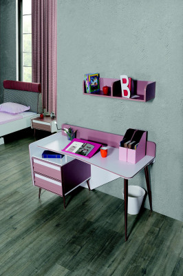 Escritorio de madera rosa, mesa, escritorio, estante, muebles, diseño de sala juvenil.