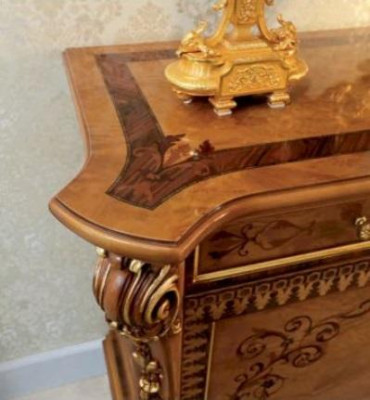 Mueble de madera marrón para el comedor - elegante aparador de muebles.