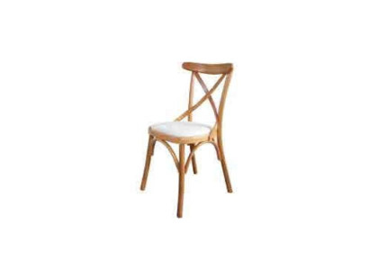 Una silla de madera con un asiento suave y un respaldo redondo para su comedor.