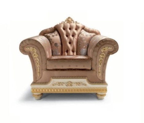 Sillón de lujo de tela de 1 plaza para sala de estar en color beige con estilo barroco de madera.