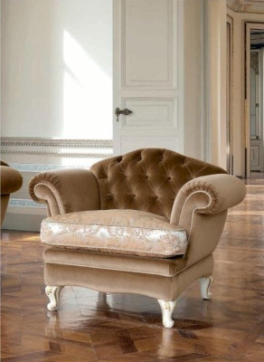 Sofá individual Chesterfield para sala de estar en tela de poliéster color marrón.