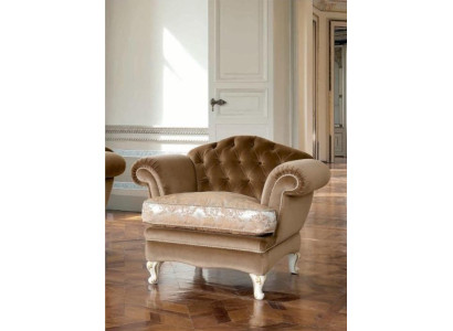 Sofá individual Chesterfield para sala de estar en tela de poliéster color marrón.