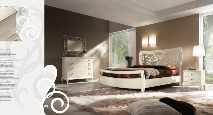 Dormitorio Cama Mesita de noche Cómoda Espejo Juego de muebles de dormitorio Grupo de camas Set de 5 piezas.