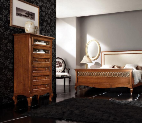 Juego de dormitorio de lujo de 4 piezas: cama, 2 mesitas de noche, cómoda. Muebles de madera maciza de Italia.