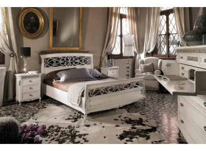 Conjunto completo de muebles de dormitorio 3 piezas. Juego de camas de mobiliario italiano.