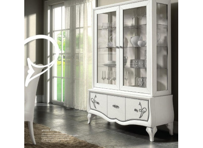 Vitrina de vidrio de lujo en estilo antiguo moderno, vitrinas de madera, muebles italianos.